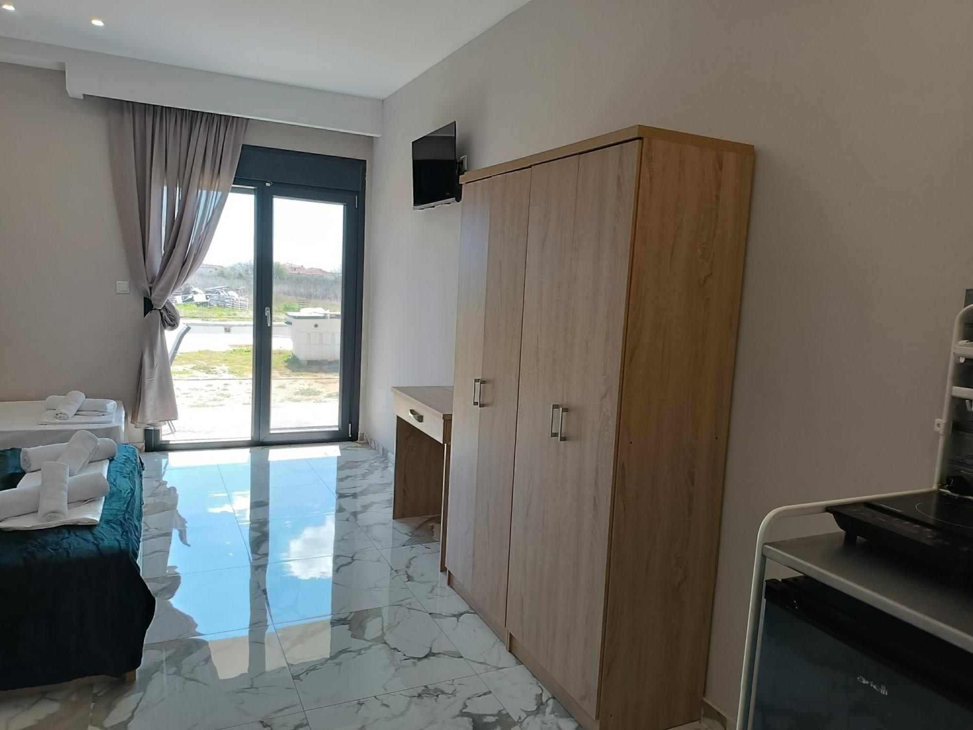 Bella Kaliva Aparthotel Kalyves Polygyrou ภายนอก รูปภาพ